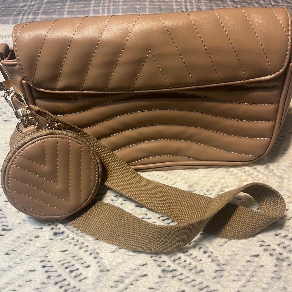 Tan Quilted Crossbody Bag - Picture 4 of 4